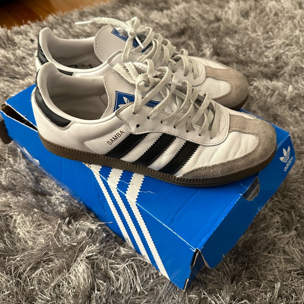 Adidas Samba White Sneakers - Picture 2 of 6